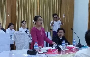 ဥပဒေရေးဆွဲခြင်းပညာနှင့်ဆိုင်သော အလုပ်ရုံဆွေးနွေးပွဲကျင်းပခြင်း