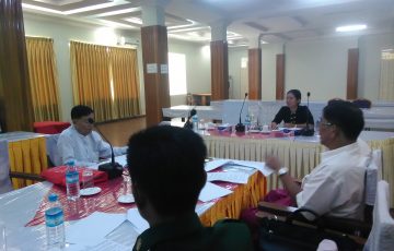 မွန်ပြည်နယ်လွှတ်တော်ဥပဒေပြုရေးဆိုင်ရာကော်မတီအစည်းအဝေးကျင်းပပြုလုပ်ခြင်း