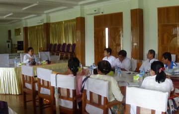 မွန်ပြည်နယ်လွှတ်တော် ဘဏ္ဍာရေး၊ စီမံကိန်းနှင့်စီးပွားရေးဆိုင်ရာကိစ္စရပ်များ လေ့လာသုံးသပ်ရေးကော်မတီအစည်းအဝေးကျင်းပပြုလုပ်ခြင်း