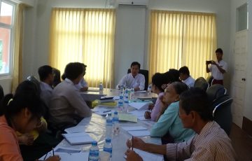 မွန်ပြည်နယ်လွှတ်တော်ဘဏ္ဍာရေး၊ စီမံကိန်းနှင့်စီးပွားရေးဆိုင်ရာကိစ္စရပ်များ လေ့လာသုံးသပ်ရေးကော်မတီ အစည်းအဝေးကျင်းပပြုလုပ်ခြင်း