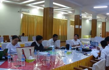 မွန်ပြည်နယ်လွှတ်တော်ဥပဒေပြုရေးဆိုင်ရာကော်မတီအစည်းအဝေးကျင်းပပြုလုပ်ခြင်း