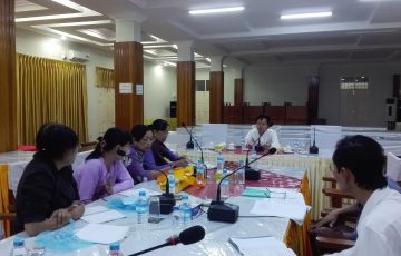 မွန်ပြည်နယ်လွှတ်တော်ဘဏ္ဍာရေး၊ စီမံကိန်းနှင့်စီးပွားရေးဆိုင်ရာကိစ္စရပ်များ လေ့လာသုံးသပ်ရေးကော်မတီ အစည်းအဝေးကျင်းပပြုလုပ်ခြင်း