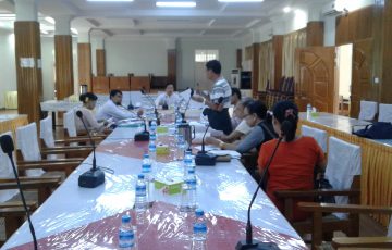 မွန်ပြည်နယ်လွှတ်တော်ဘဏ္ဍာရေး၊ စီမံကိန်းနှင့်စီးပွားရေးဆိုင်ရာကိစ္စရပ်များ လေ့လာသုံးသပ်ရေးကော်မတီ အစည်းအဝေးကျင်းပပြုလုပ်ခြင်း