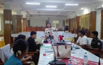 မွန်ပြည်နယ်လွှတ်တော်ဥပဒေပြုရေးဆိုင်ရာကော်မတီအစည်းအဝေးကျင်းပပြုလုပ်ခြင်း