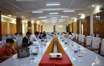 မွန်ပြည်နယ်လွှတ်တော်ဥပဒေပြုရေးဆိုင်ရာကော်မတီအစည်းအဝေးကျင်းပပြုလုပ်ခြင်း