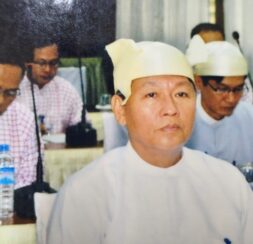 ဒေါက်တာခင်‌မောင်သွင်