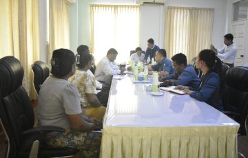 ‌ရေမြောင်းပေါ်ကျူးကျော်ဆောက်လုပ်နေသည့် အဆောက်အဦနှင့်ပတ်သက်၍ တွေ့ဆုံဆွေးနွေးခြင်း